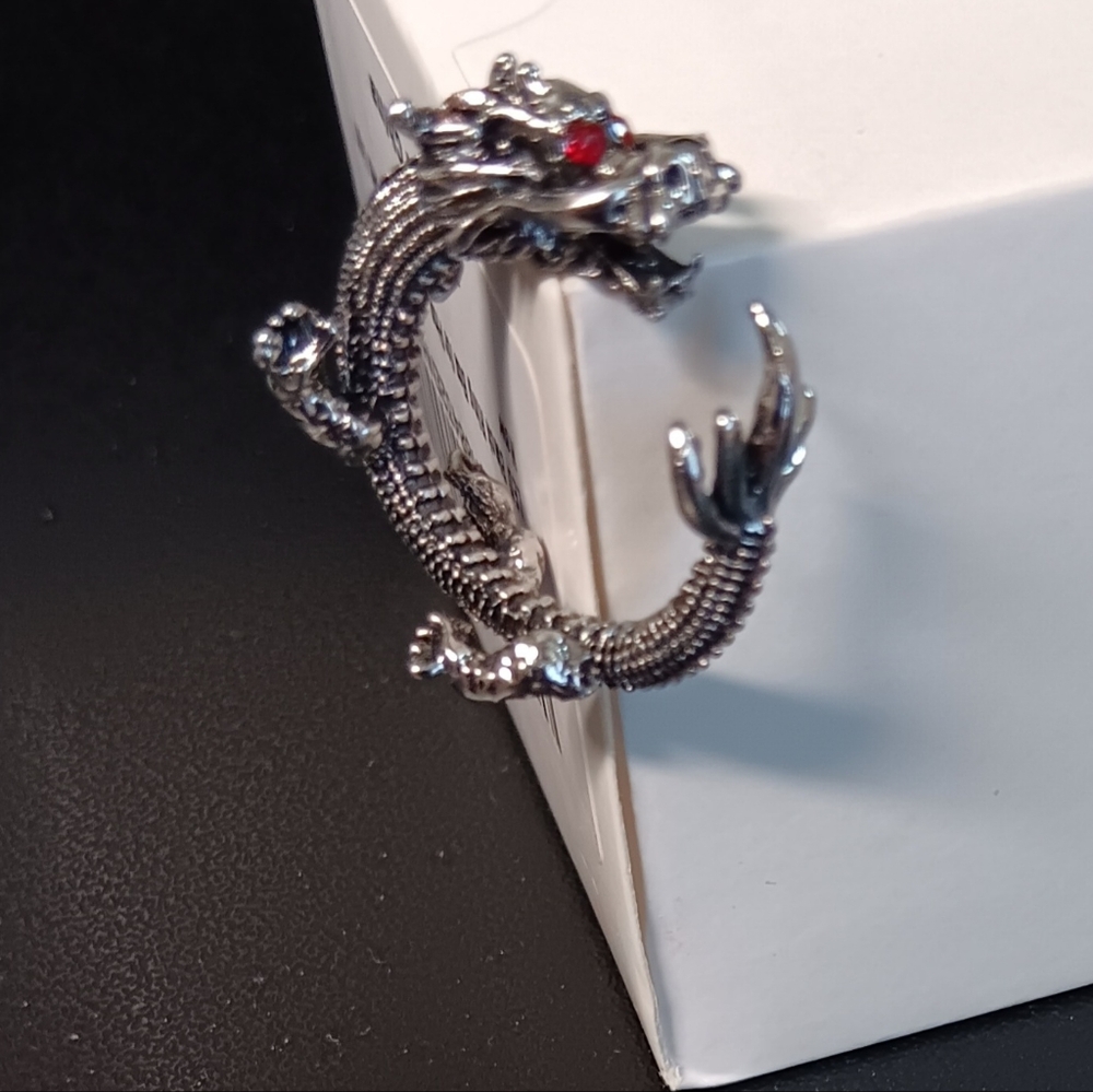 Dragon Ring (NEW)